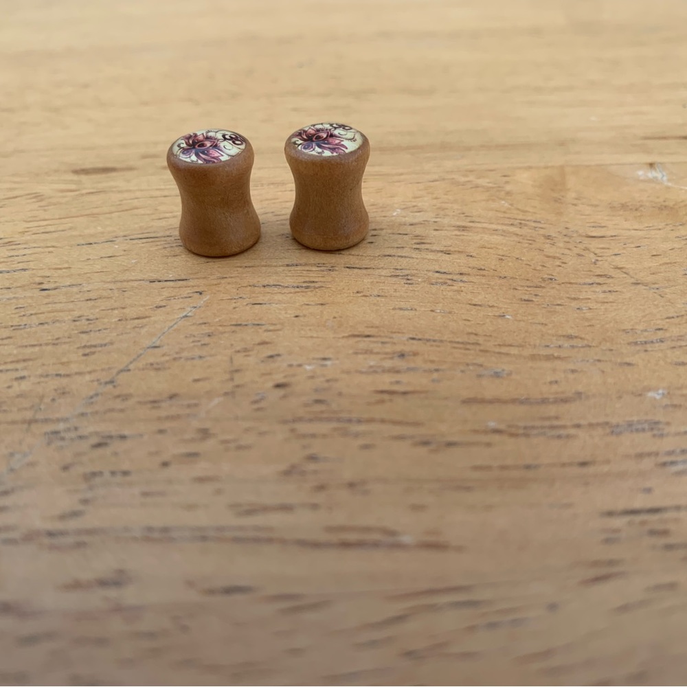 Wood om & lotus 0g(8mm) saddle plugs